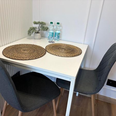 ורוצלב Stylowe Apartamenty W Centrum מראה חיצוני תמונה