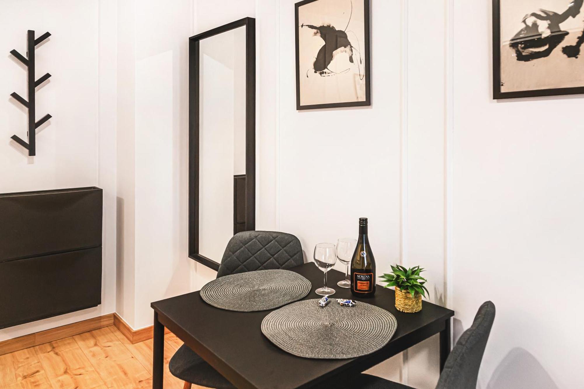 ורוצלב Stylowe Apartamenty W Centrum מראה חיצוני תמונה